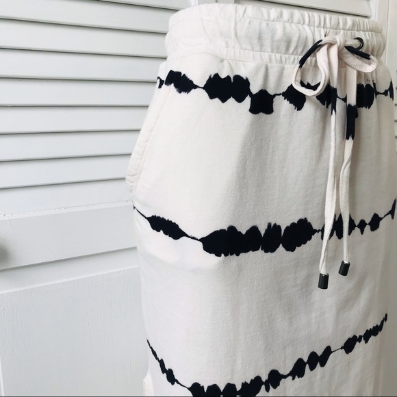 RACHEL ZOE White Black Tie Dye Skirt Size Extra Small - Picture 3 of 10